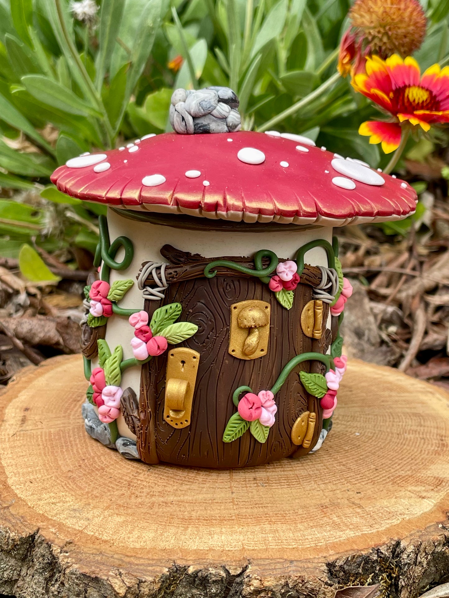 Dolly - Mushroom Incense Burner