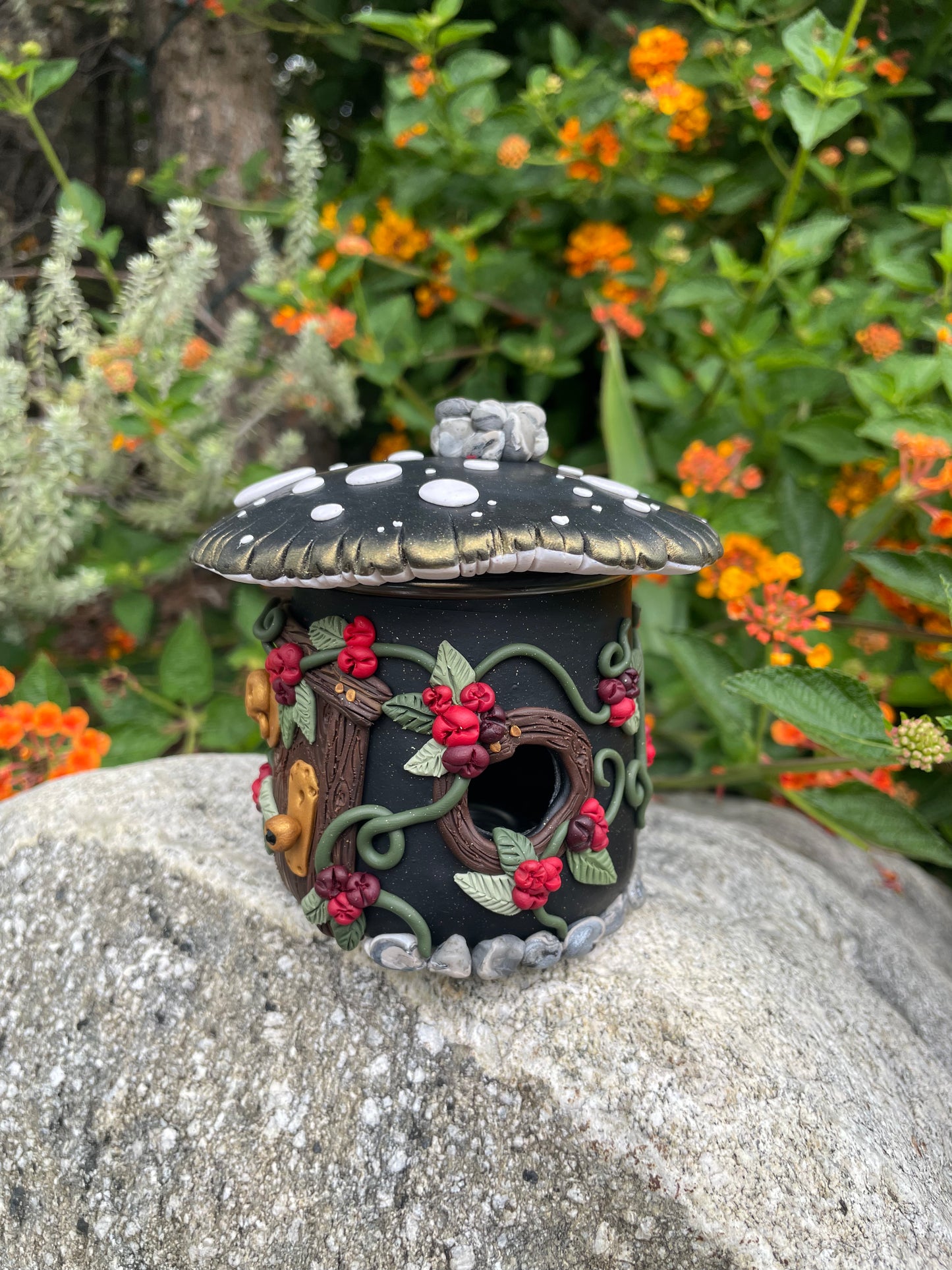 Tatiana - Mushroom Incense Burner