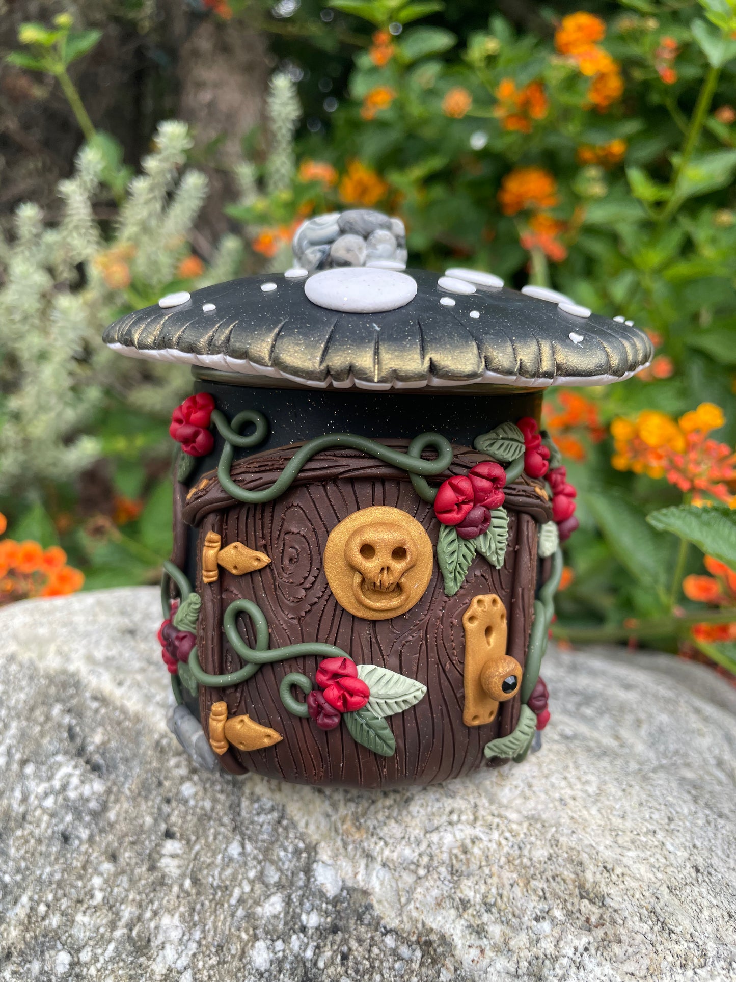 Tatiana - Mushroom Incense Burner