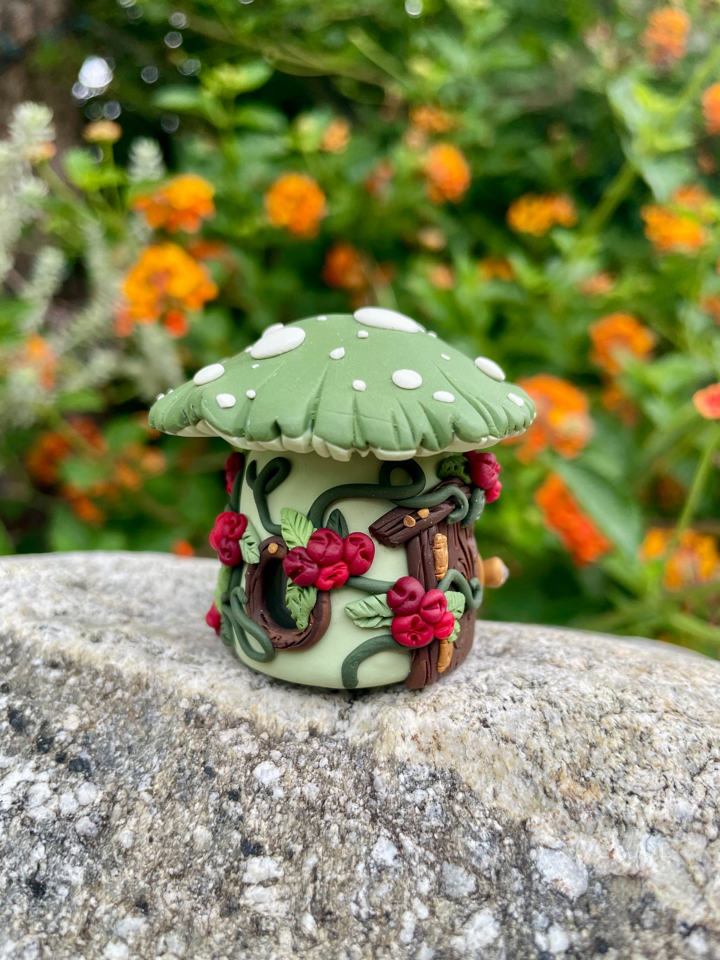 Clover - Tooth Fairy Jar (squat)