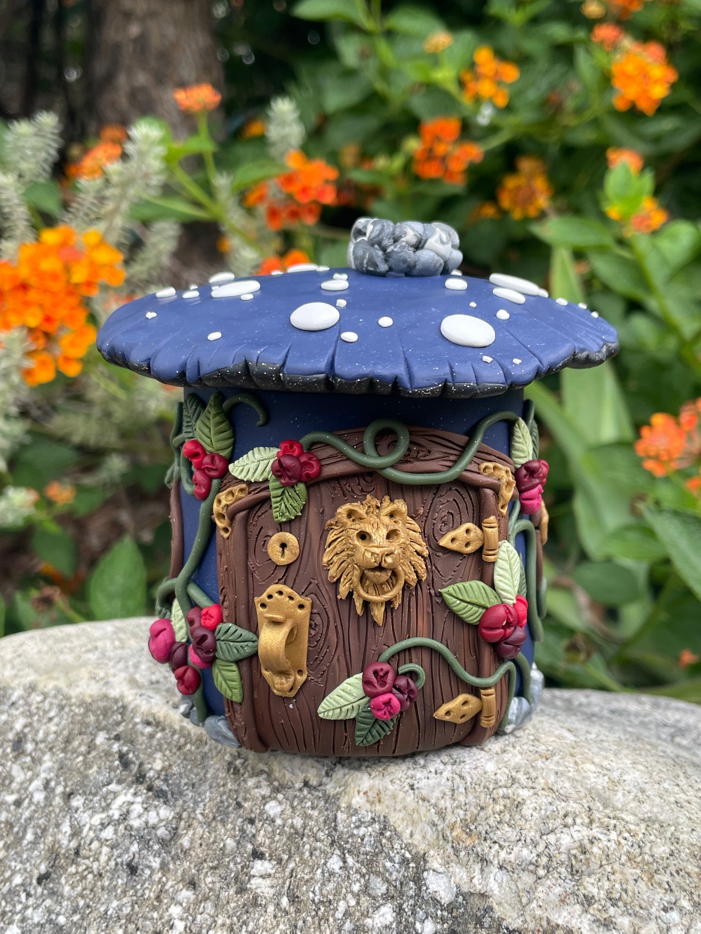 Rowan - Mushroom Incense Burner